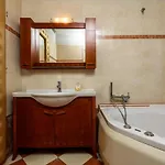 شقة فندقية Tarsanas