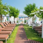 Tarsanas 公寓式酒店