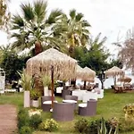 Tarsanas شقة فندقية 4*
