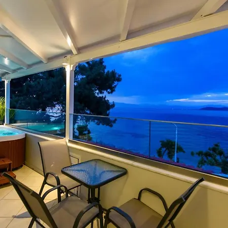 Aparthotel Tarsanas Studios Limenas (Thasos)