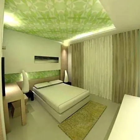 Tarsanas Aparthotel