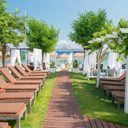 Tarsanas Lejlighedshotel