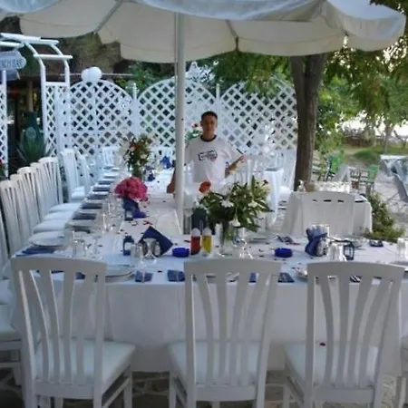 Aparthotel Tarsanas Studios Limenas (Thasos)