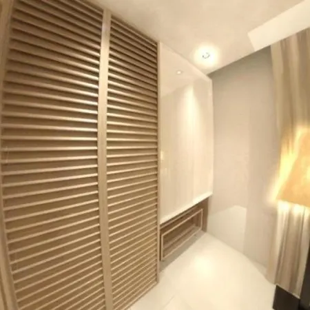 Tarsanas Apartahotel