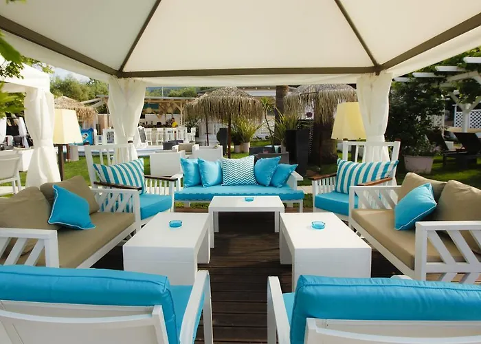 Tarsanas 公寓式酒店