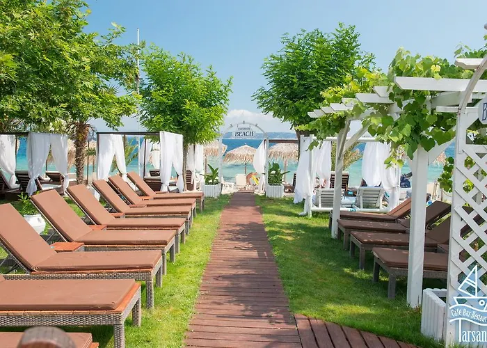 Tarsanas Apartmanhotel