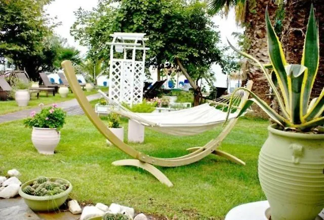 Tarsanas Apartmanhotel